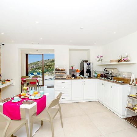 Viewpoint Boutique Living Hotel Xlendi Exterior photo
