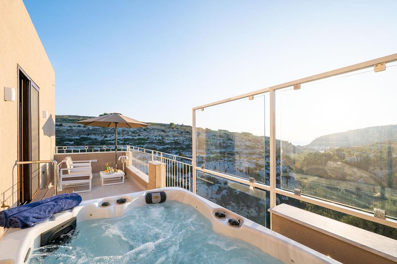 Viewpoint Boutique Living Hotel Xlendi Exterior photo