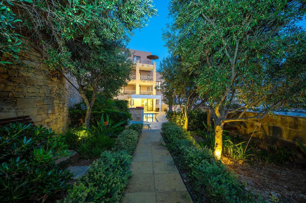 Viewpoint Boutique Living Hotel Xlendi Exterior photo