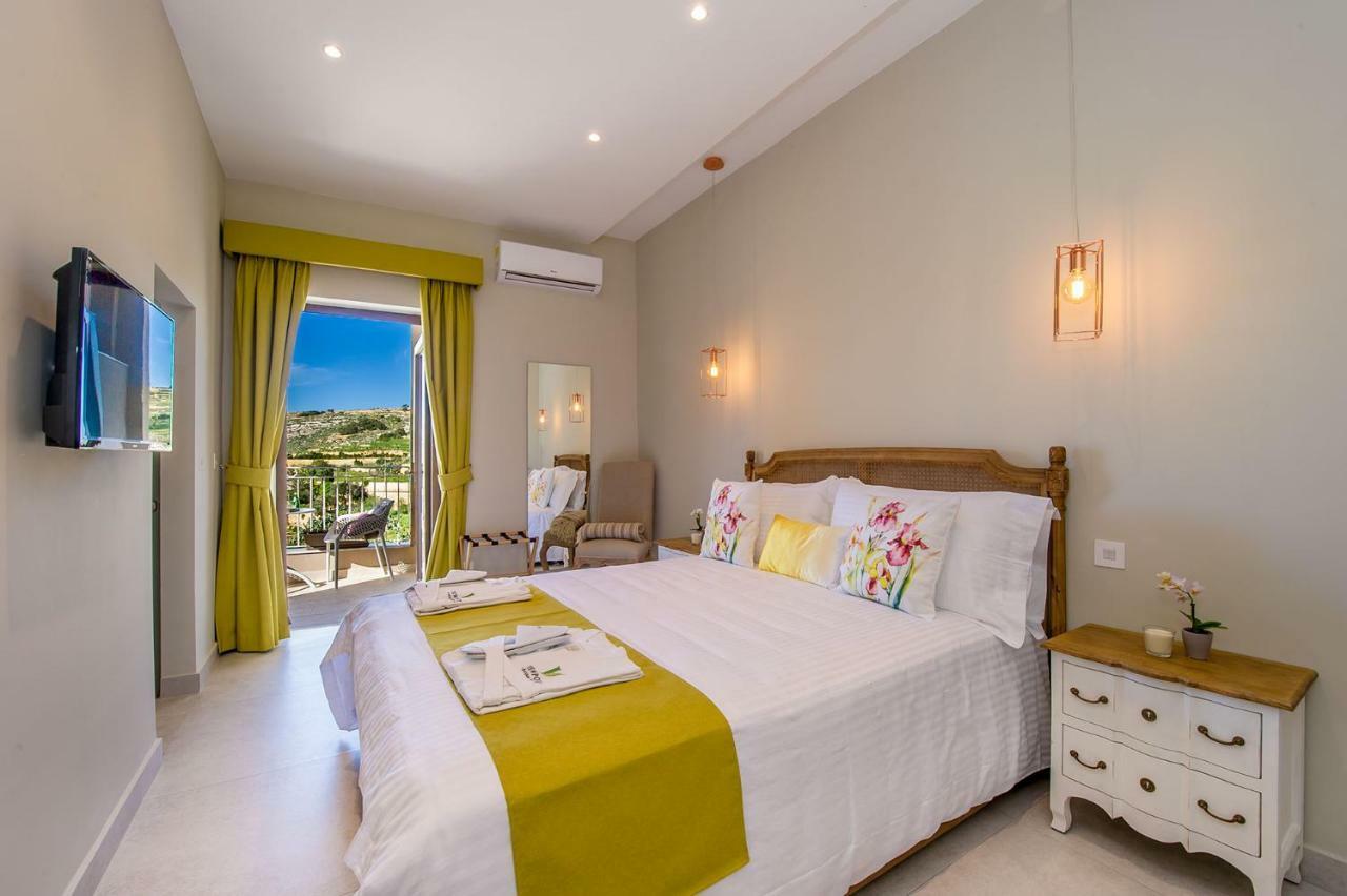 Viewpoint Boutique Living Hotel Xlendi Exterior photo